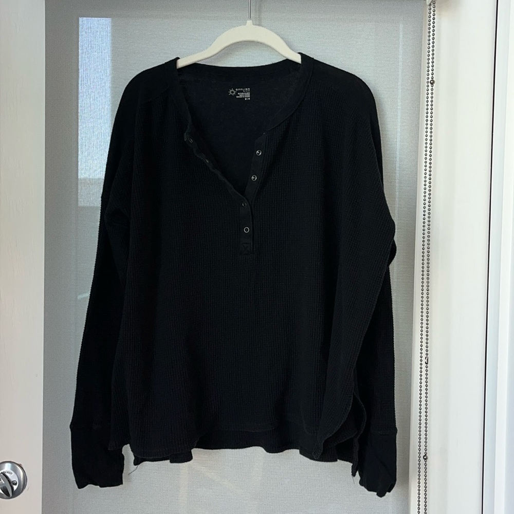 Offline by Aerie Black Button-Up Thermal